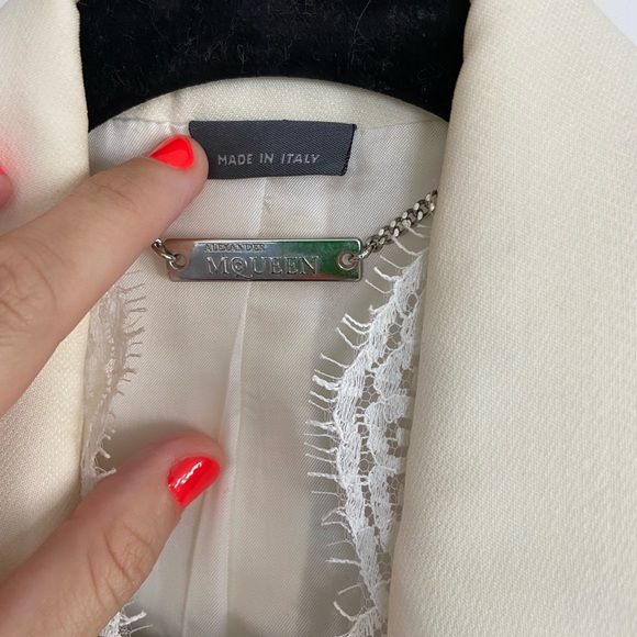 Alexander McQueen Suit 38-40 - Picture 6 of 16